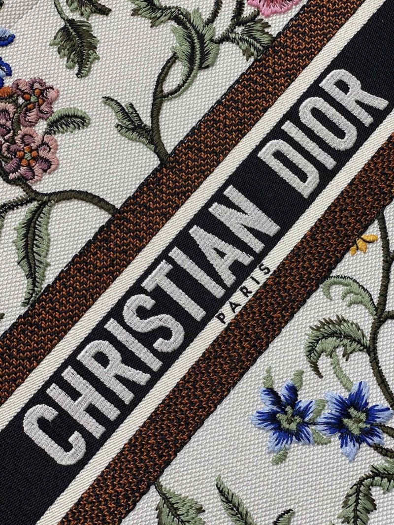 Christian Dior Shopping Bags